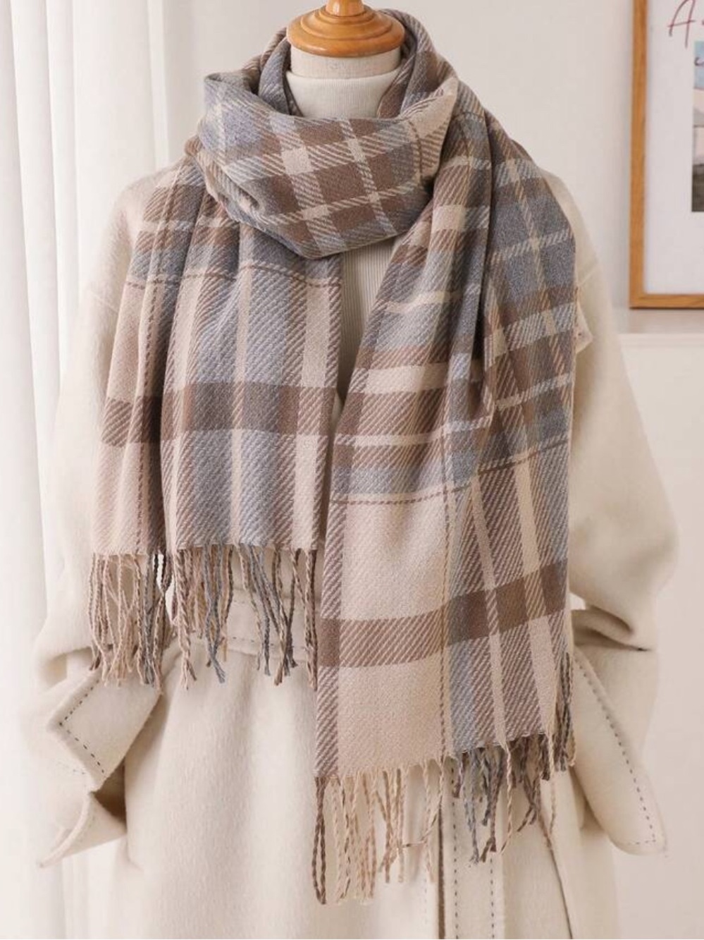 Neutral Classic Plaid Fringe Scarf – Beige & Taupe Women's Wrap